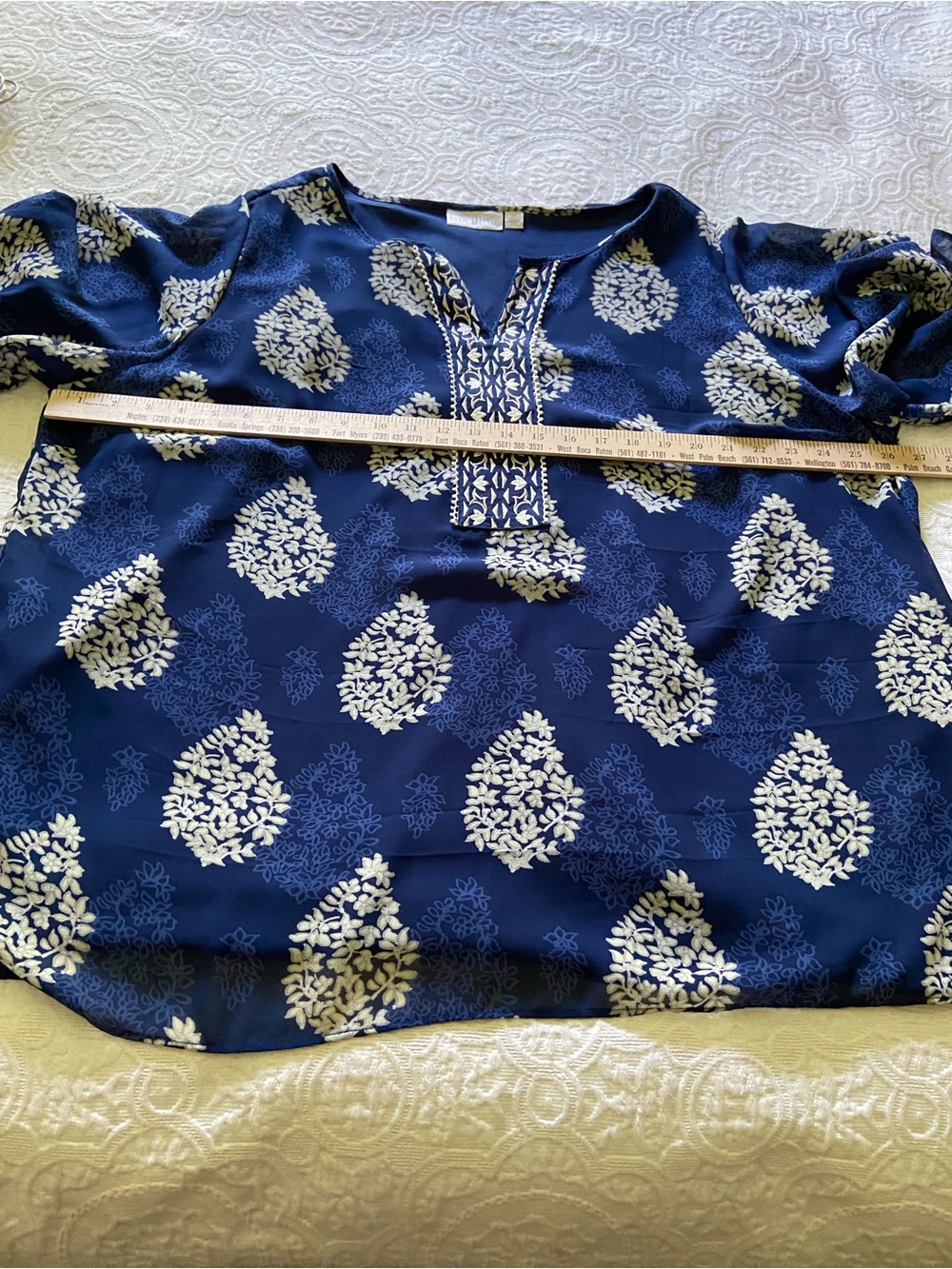 Belle by Kim Gravel floral medallion blouse - Picture 9 of 13
